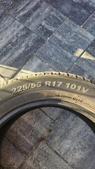 Zimne pneumatiky KUMHO 225/55 R17 101V - 2