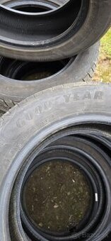 215/60/R17 - 2