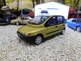 model auta Fiat Multipla Otto mobile 1:18 - 2