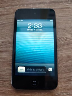 iPod touch 4. generácie – 8 GB, iOS 6.1.6 🎵 - 2