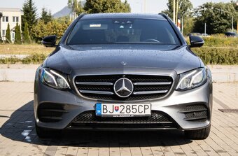 Mercedes Benz E 300 de T Avantgarde (2020) - 2