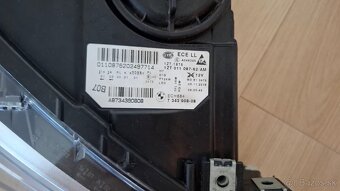 Bmw f10/f11 svetlo - 2