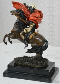 Bronzová socha - Napoleon na koni - kolorovaná - 2