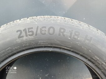 Pneu 215/60 R18 - 2