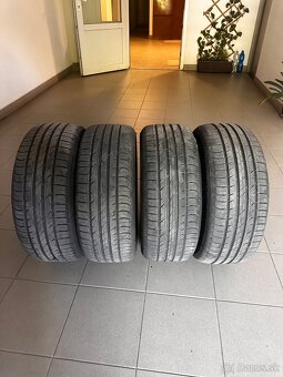 Hankook 225/45 R17 - 2