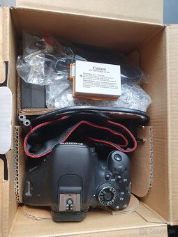 Canon EOS 600D - 2