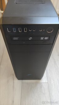 Predám PC bedňu - 2