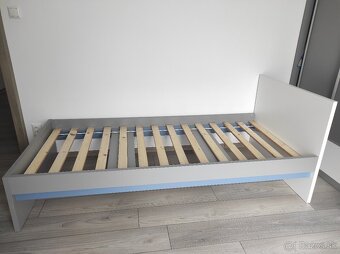 Posteľ 200×90 aj s roštom - 2