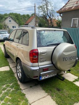 Toyota rav 4 - 2