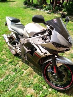 Yamaha R6 - 2
