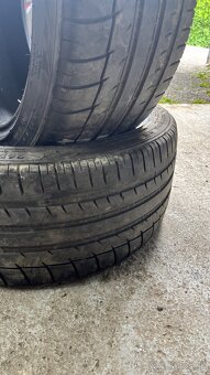 🟡2ks letné pneu 245/40 r18 - 2