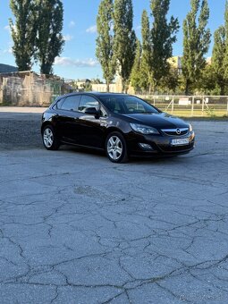 Opel Astra j 1.7 cdti - 2