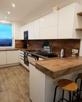 Na prenájom 3-izb. byt s loggiou na Šusteková ul. – BA - 2