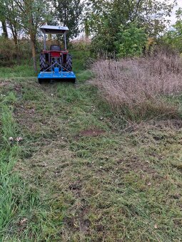 Mulčovanie. Čistenie pozemkov .traktor a minibager - 2