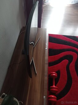 Samsung UE40KU6172 - 2