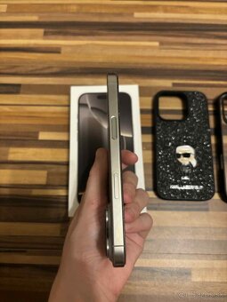 Predám Apple iPhone 16 Pro 128GB White Titanium - 2