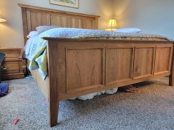 Dubová masívna posteľ - 2