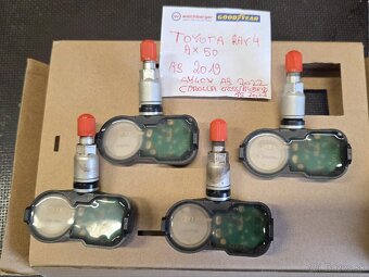 Senzory tlaku TPMS Toyota RAV4 - 2