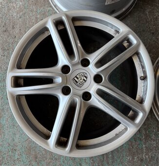 Originálna sada kolies Porsche R19 Panamera - 2