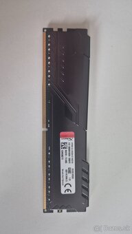 Predam Kingston Hyperx 8GB - 2