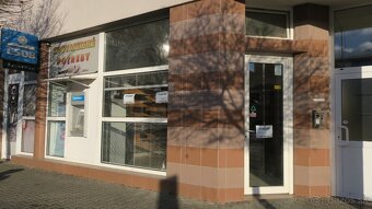 Prenajmem obchodné priestory – 70 m², centrum Púchova - 2