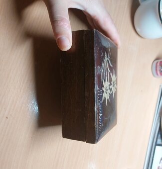 Stará drevená retro krabička,  šperkovnica - 2