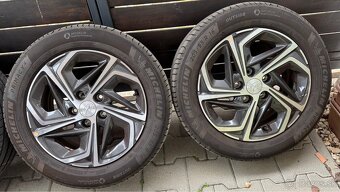 Original letná sada Hyundai i30 5x114,3 R16 205/55 R16 - 2