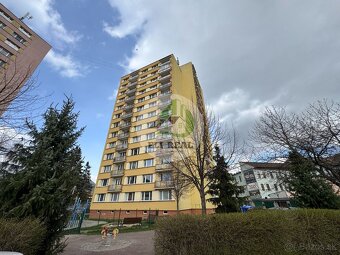Na predaj : 3-izbový byt v centre mesta - 2