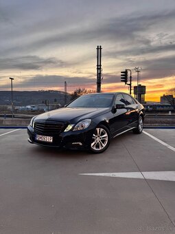 MERCEDES-BENZ E - 2