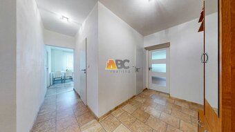 Na predaj 4 izbový byt v centre Zvolena - 2