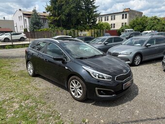 Kia Ceed SW 1.6 CRDi 136k First Edition - 2