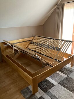 Manzelska postel 180cm z bukoveho dreva - 2
