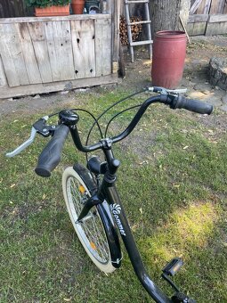 Cestný trojkolesový bicykel. - 2