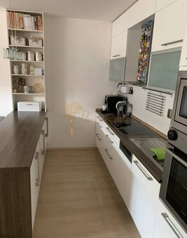 3-izb. byt na ul. Perličková,Pod. Biskupice, parkovacie stát - 2