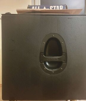 Predam Aktívny subwoofer Mackie SRS1500
- 2