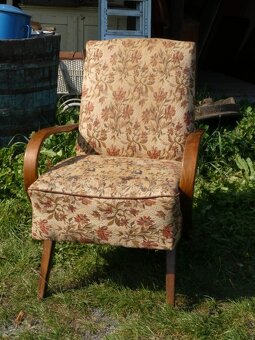 Kresla znacky by Jaroslav Šmídek - 2