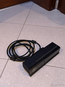 Xbox One Kinect Sensor - ako nový - 2