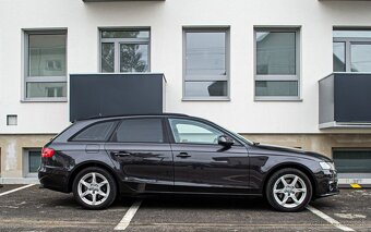 Audi A4 Avant B8 2.0TDI M6 - 2