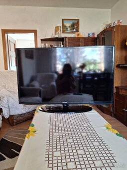 Televízor SAMSUNG - 2