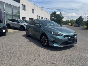 Ceed 1,5 T-GDi M6 GOLD+LED pack - 2