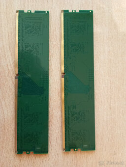 2 x 4 GB DDR4 - 2