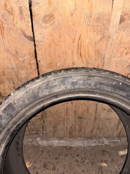 Bridgestone Blizzak 245/40 R18 - 2