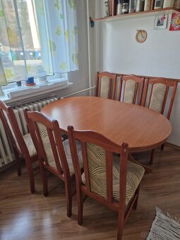 Jedálenský stôl a stoličky - 2