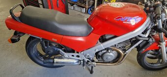 Honda NTV 650 - 2