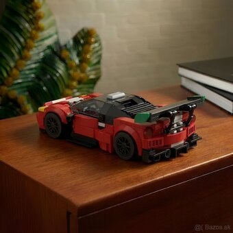 LEGO MOC Ferrari 488 GT3 Evo - 2