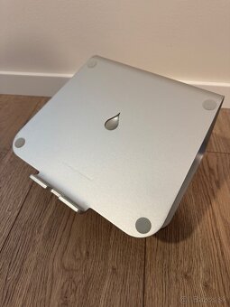 Stojan na laptop - 2