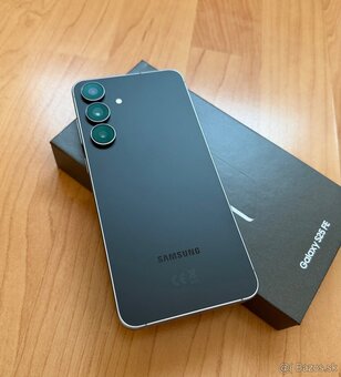 Samsung Galaxy S25 FE 8GB/128GB - 2