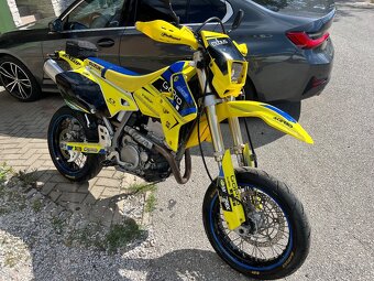 Suzuki DR-Z 400SM - 2