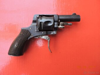 Revolver Velodog - 2