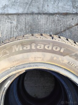 Pneu 195/65 r15 - 2